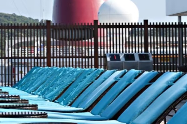 Carnival Serenity Deck