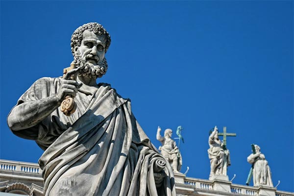 Saint Pierre Statue Rome