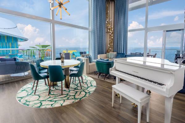 Royal Loft Suite