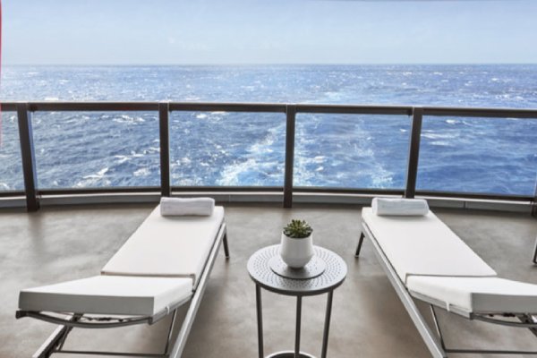 Aft Suite cabin