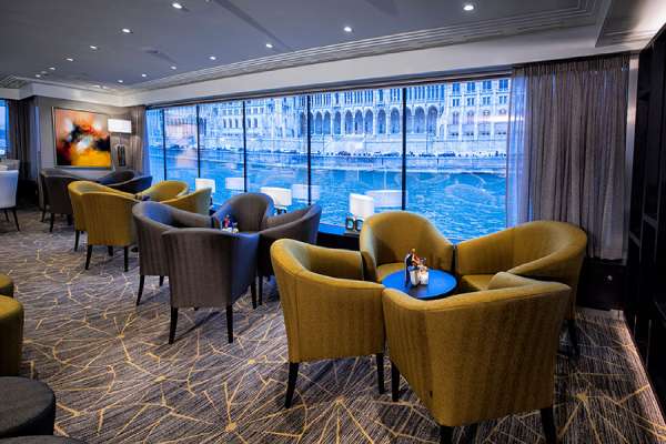 Panorama Lounge