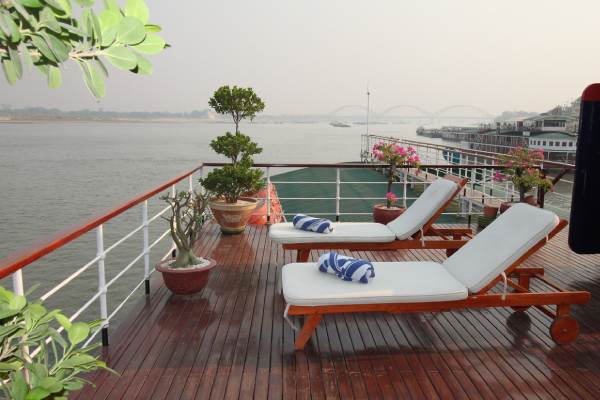 RV Indochina Pandaw SunDeck