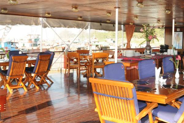 RV Kalaw Pandaw Dining Area