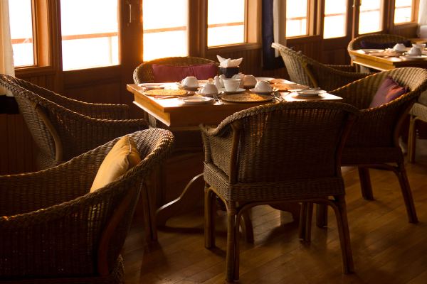RV Kindat Pandaw Dining Area