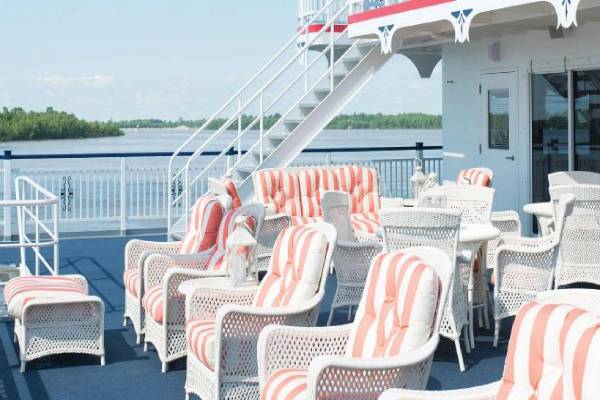Sundeck