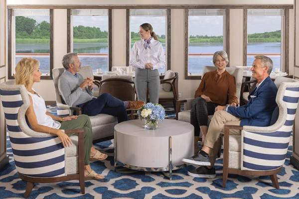 Horizon Lounge