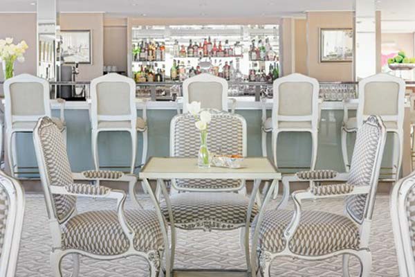 Blue Danube Lounge