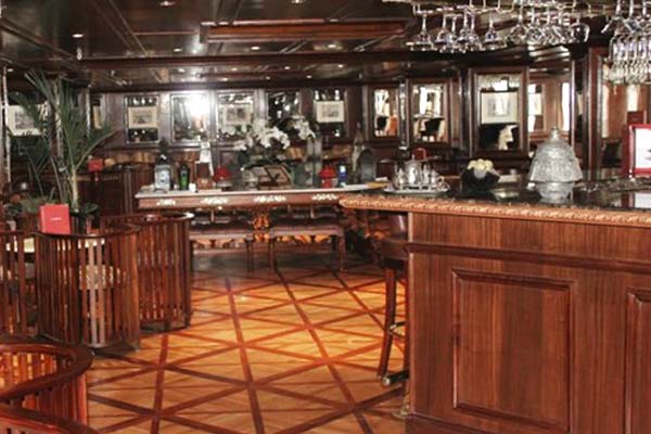 Bar Lounge