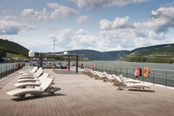 Sundeck