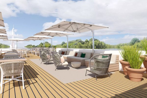 Sun Deck Chairs