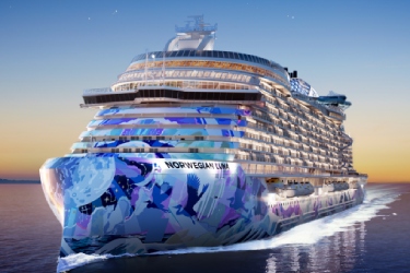 Norwegian Luna
